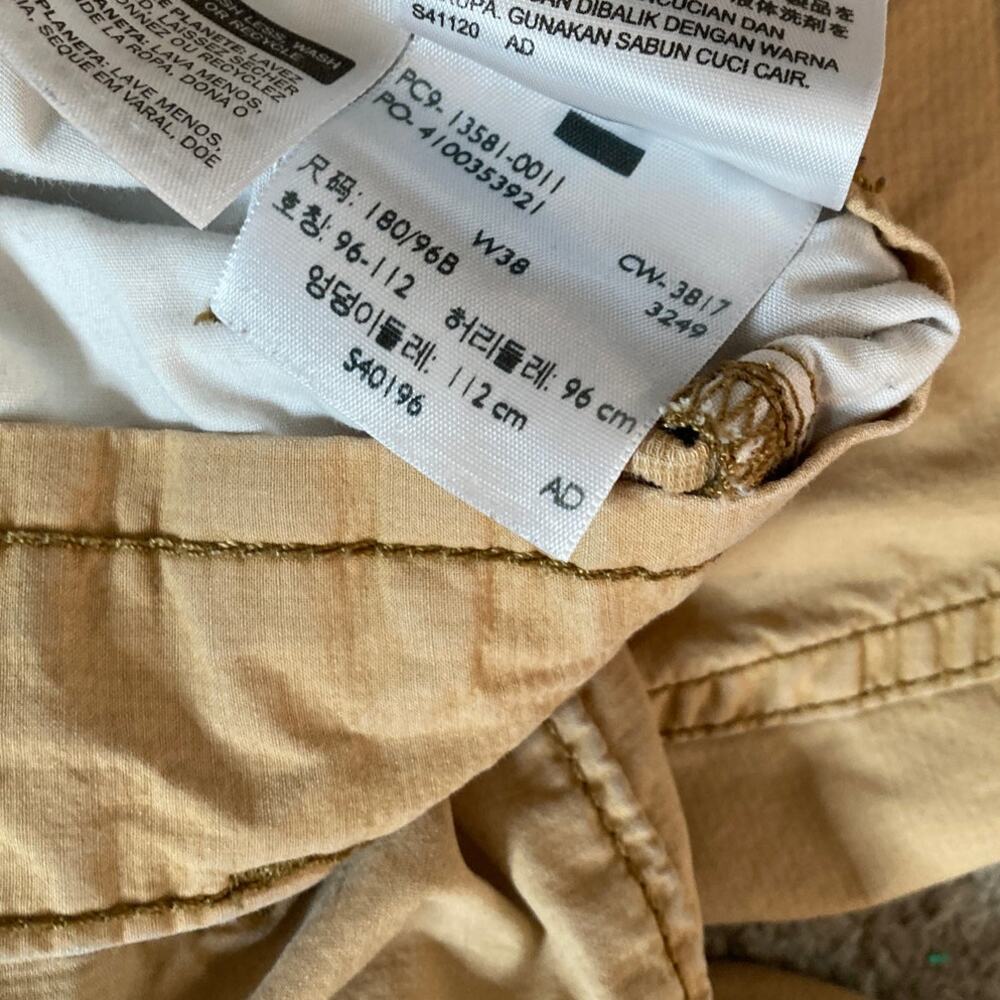 Levi’s Cargo Shorts Men’s 38 Tan Khaki Utility Pocket Casual Hiking Work Shorts - Picture 5 of 10